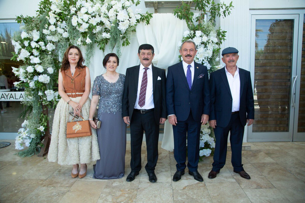 sahin_tin tweet picture