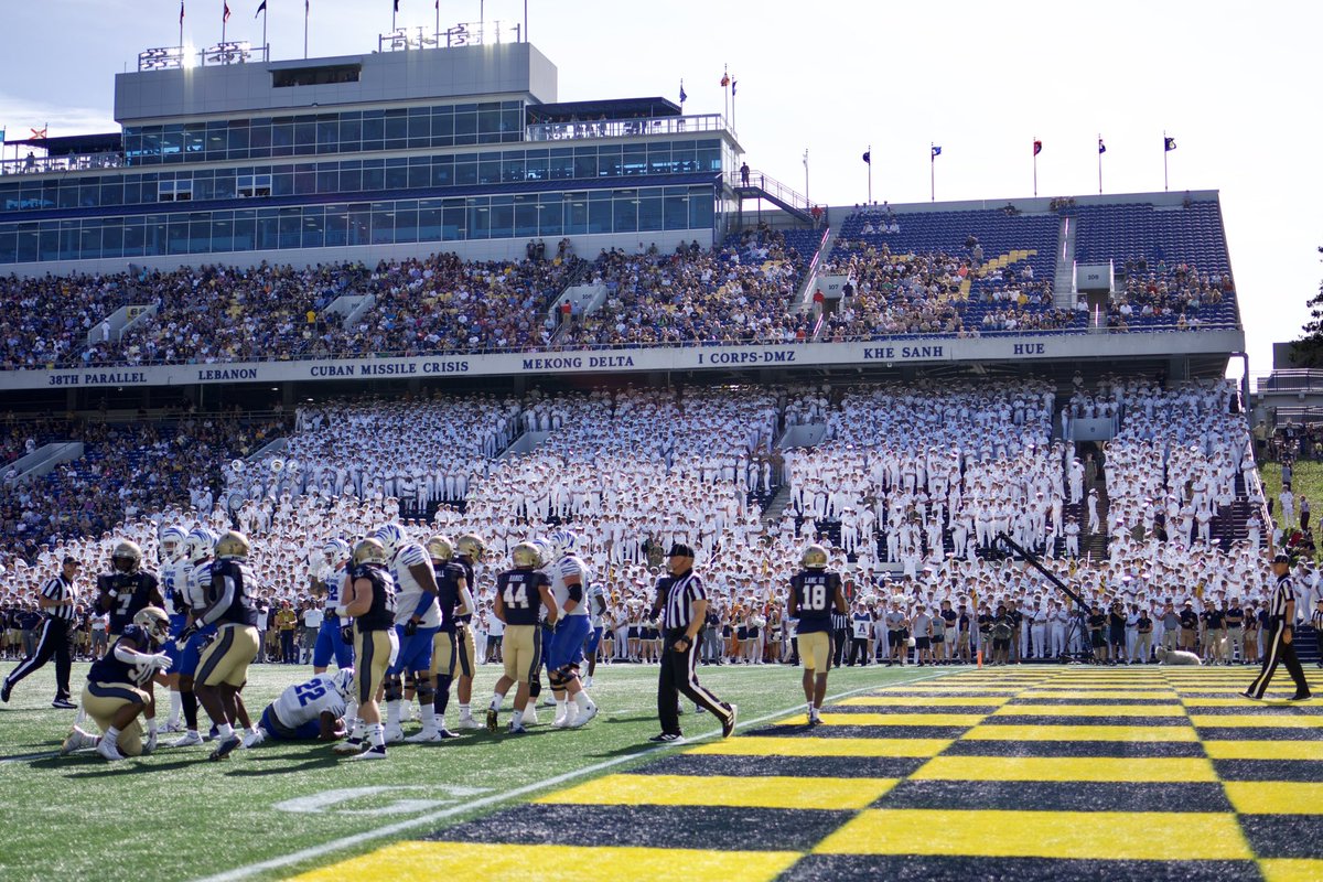 NavyAthletics's tweet photo. Show us a better looking student section. We’ll wait… https://t.co/uC6dHsLpQy