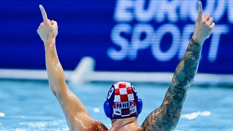 SebastianRogac's tweet photo. #Croatia is European #waterpolo champion for the second time! Bravo, #Barakude! #wpSplit2022 🇭🇷💪 Photo:Pixell https://t.co/bPwxHXaBxv