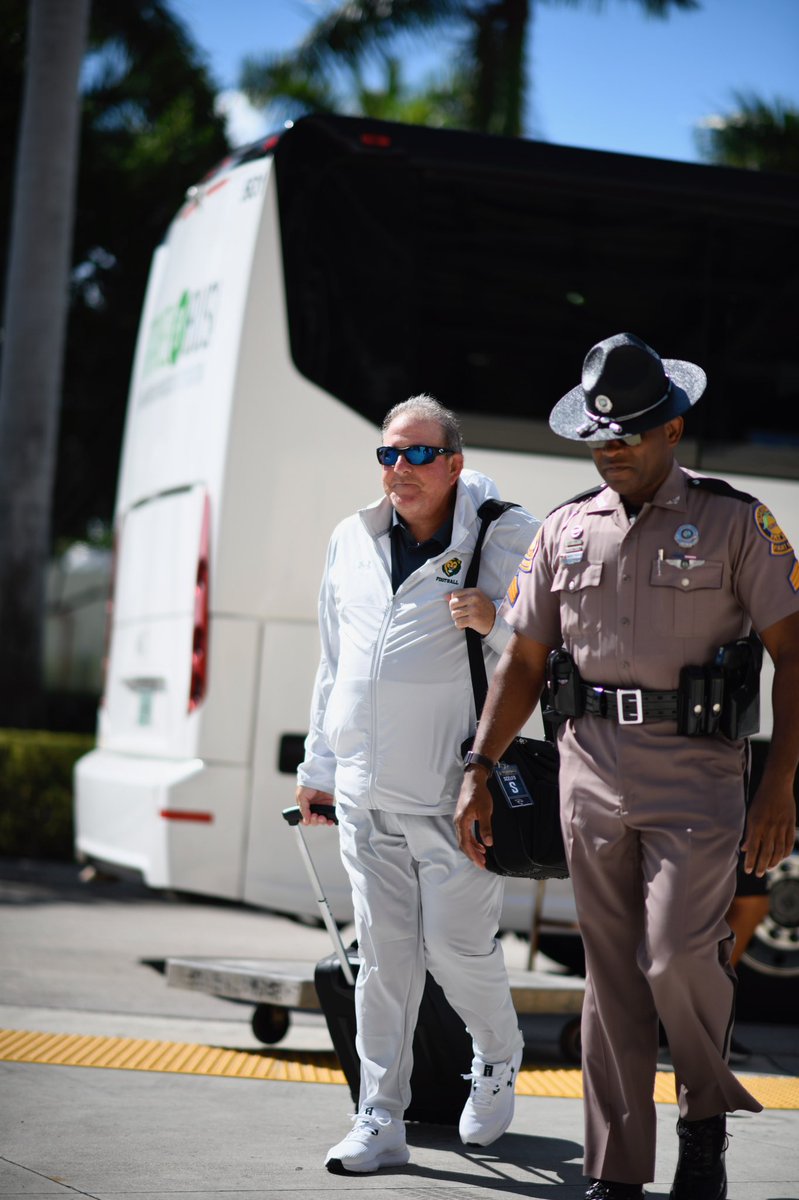 LionUpFootball's tweet photo. The Lions have arrived 

#LionUp | #BeBold https://t.co/jo6cRqSmQC