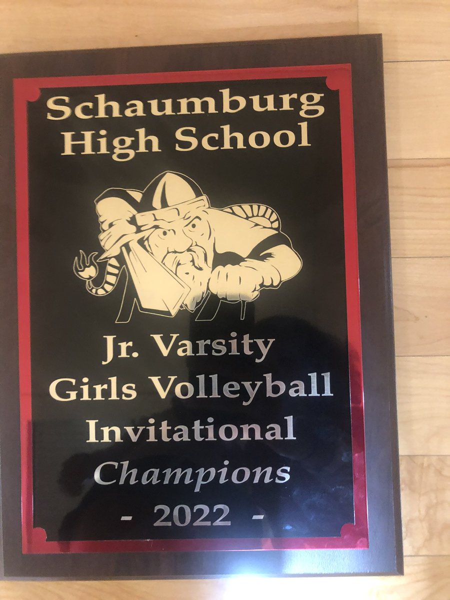 Maine South Girls Volleyball tweet media