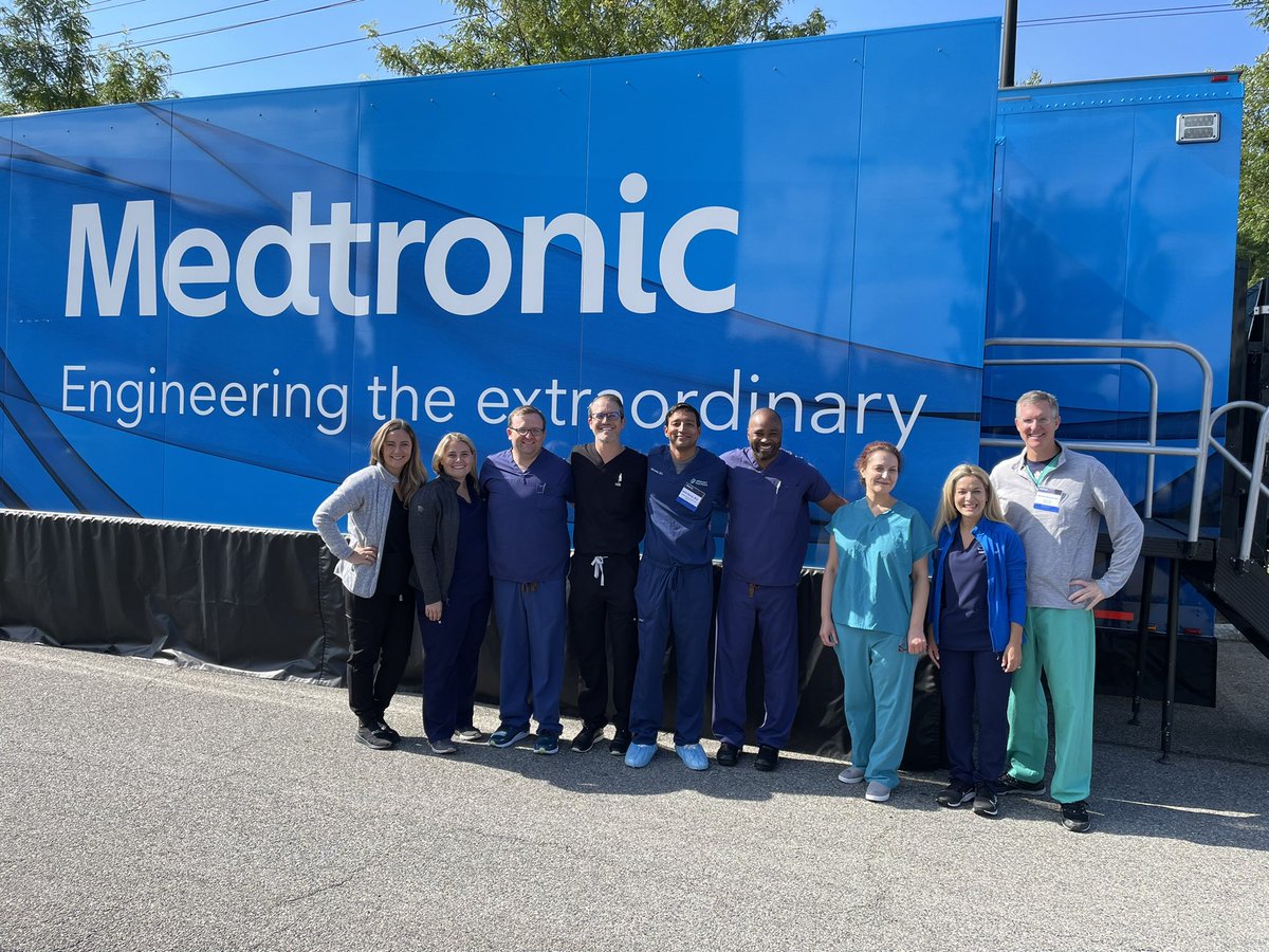 crunk013's tweet photo. Proud of MDTs commitment to delivering world-class and hands-on local medical education programs like today’s in NJ / NYC facilitated by highly respected thought leaders Drs. Kennelly and Xavier!!  #medtronicemployee https://t.co/f1TdRSiVzW