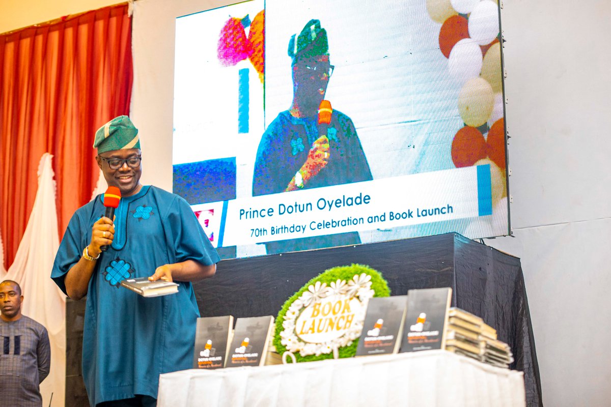 seyimakinde's tweet photo. Hearty congratulations to Prince Dotun Oyelade, Chairman, @bcos_tv who celebrated his 70th birthday today. It was our pleasure to join him and his family to give thanks for his impactful life of service to humanity. I wished him many more years in good health. https://t.co/ZI0FG6zcjK