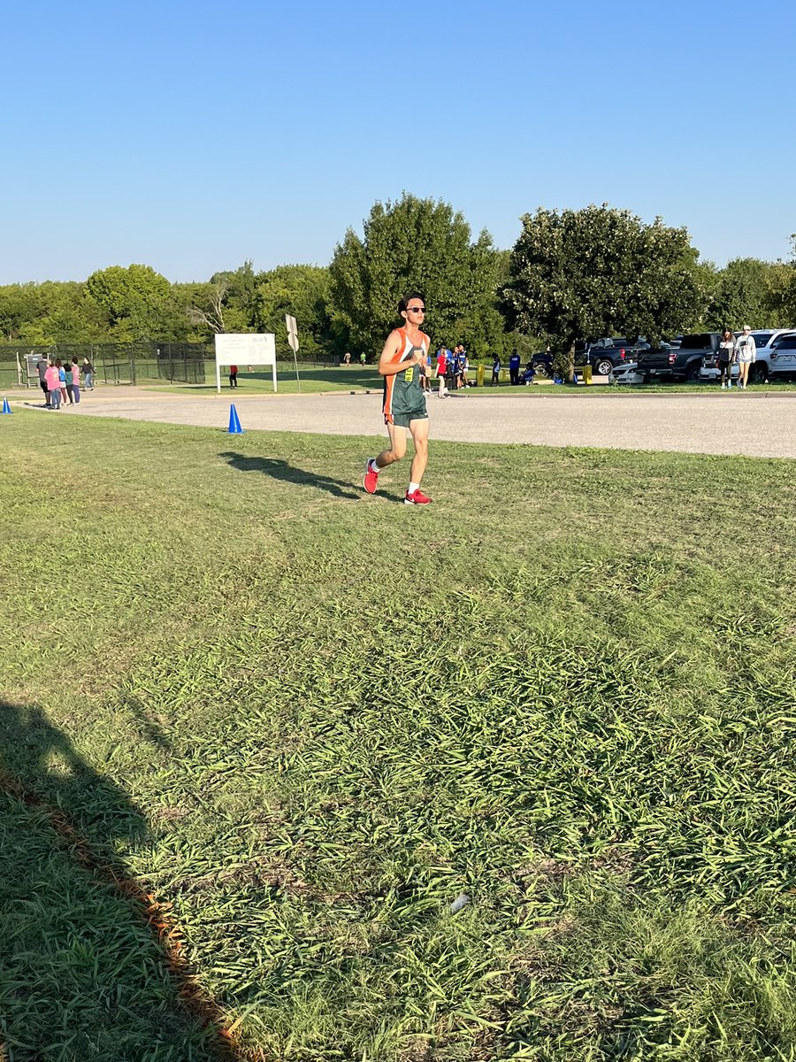 Naaman XC tweet media