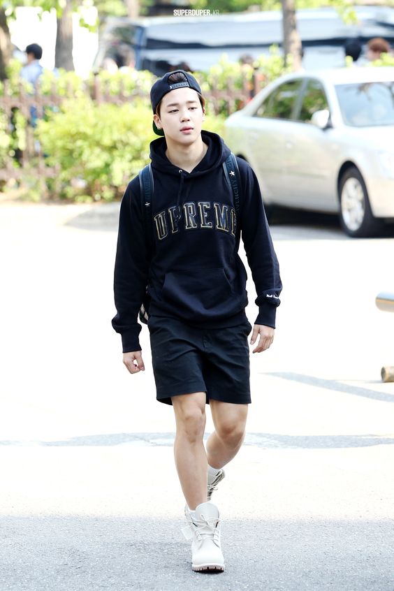 bringing these jimin's iconic pics back cause i won’t ever move on from these and to make sure you didnt forget about this fit who is in love with like me ❤️🔥💫