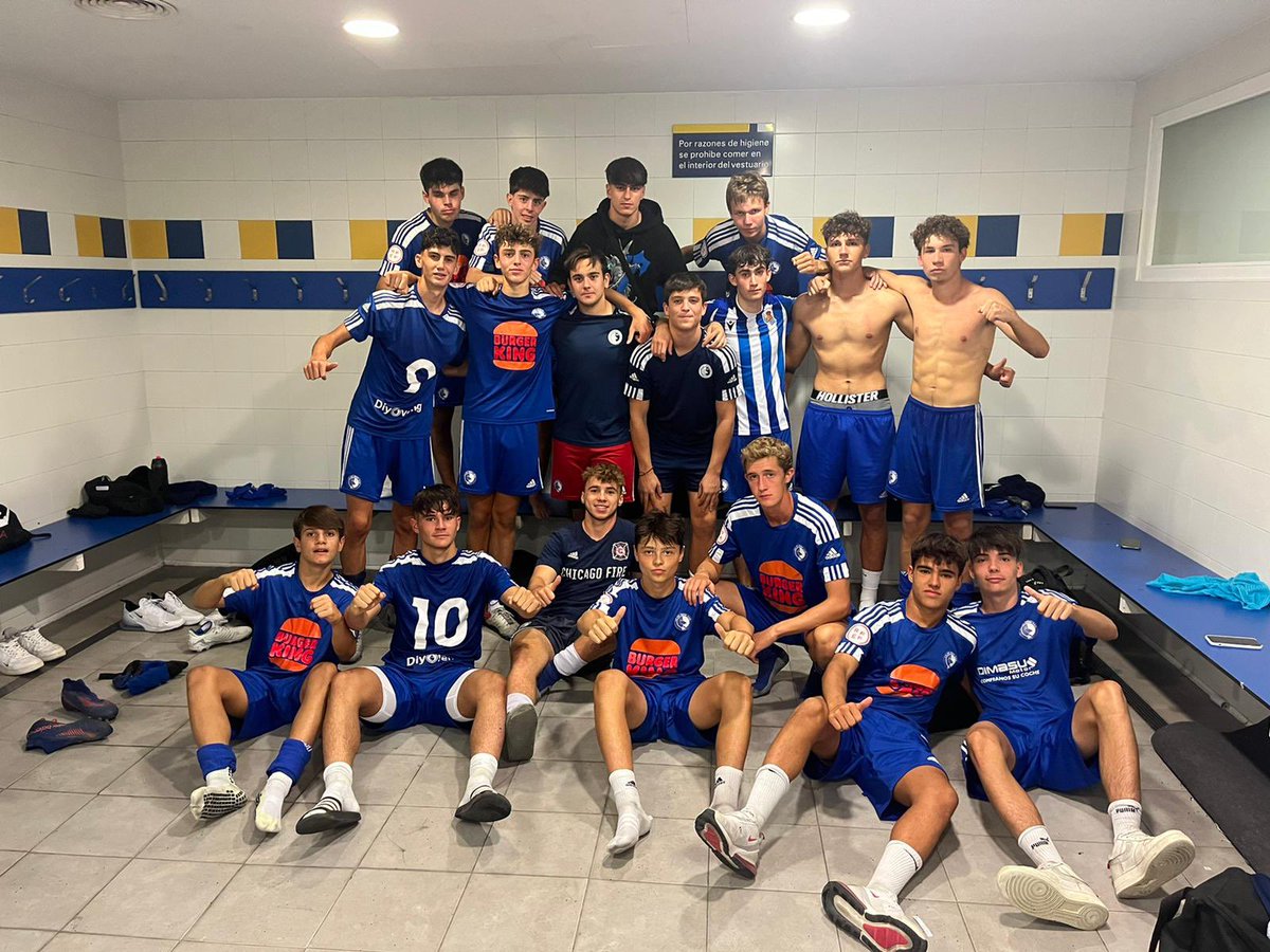 CANTERA| Juvenil D 1-1 <a href="/CDFTRESCANTOS/">Tres Cantos CDF ®</a>

⚽️ Teo

➕1️⃣ para empezar la Liga para el EQUIPO de <a href="/O_Diez/">Óscar DH</a>. Dos propuestas muy distintas y un partido muy igualado. Tuvimos ocasiones suficientes para hacer el segundo pero no llegó. Contentos con el trabajo del equipo.

#CorazonAzul | 💙