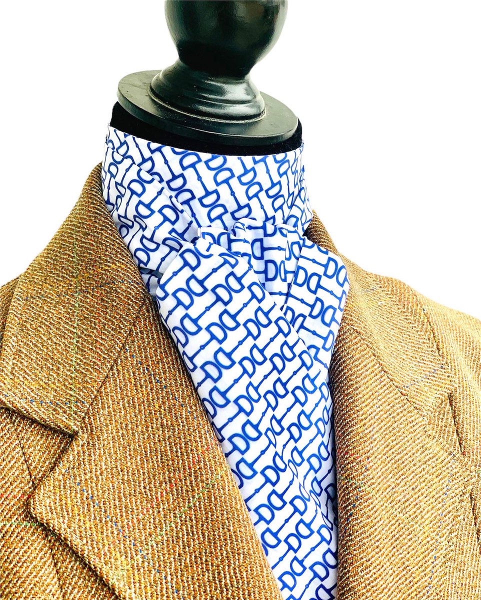 lorenaucoria's tweet photo. 🎀Blue Snaffles Stock Ties🎀  Silky hand cotton fabric with an  elegant drape.                   https://t.co/VxI80cMUaL      #foxhuntinglife #dressagerider #equestrianrider #equestrians https://t.co/52aG08pyTx