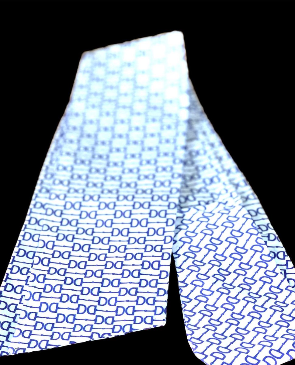 lorenaucoria's tweet photo. 🎀Blue Snaffles Stock Ties🎀  Silky hand cotton fabric with an  elegant drape.                   https://t.co/VxI80cMUaL      #foxhuntinglife #dressagerider #equestrianrider #equestrians https://t.co/52aG08pyTx