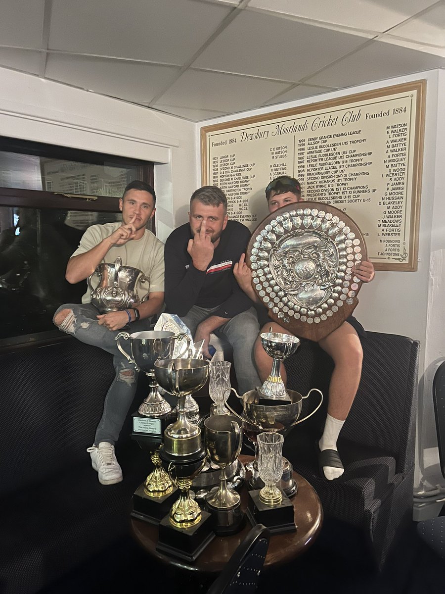 @ShatBangers Count them trophies lads. #fuckfortis #whatayear @whataclub @fortis_andy