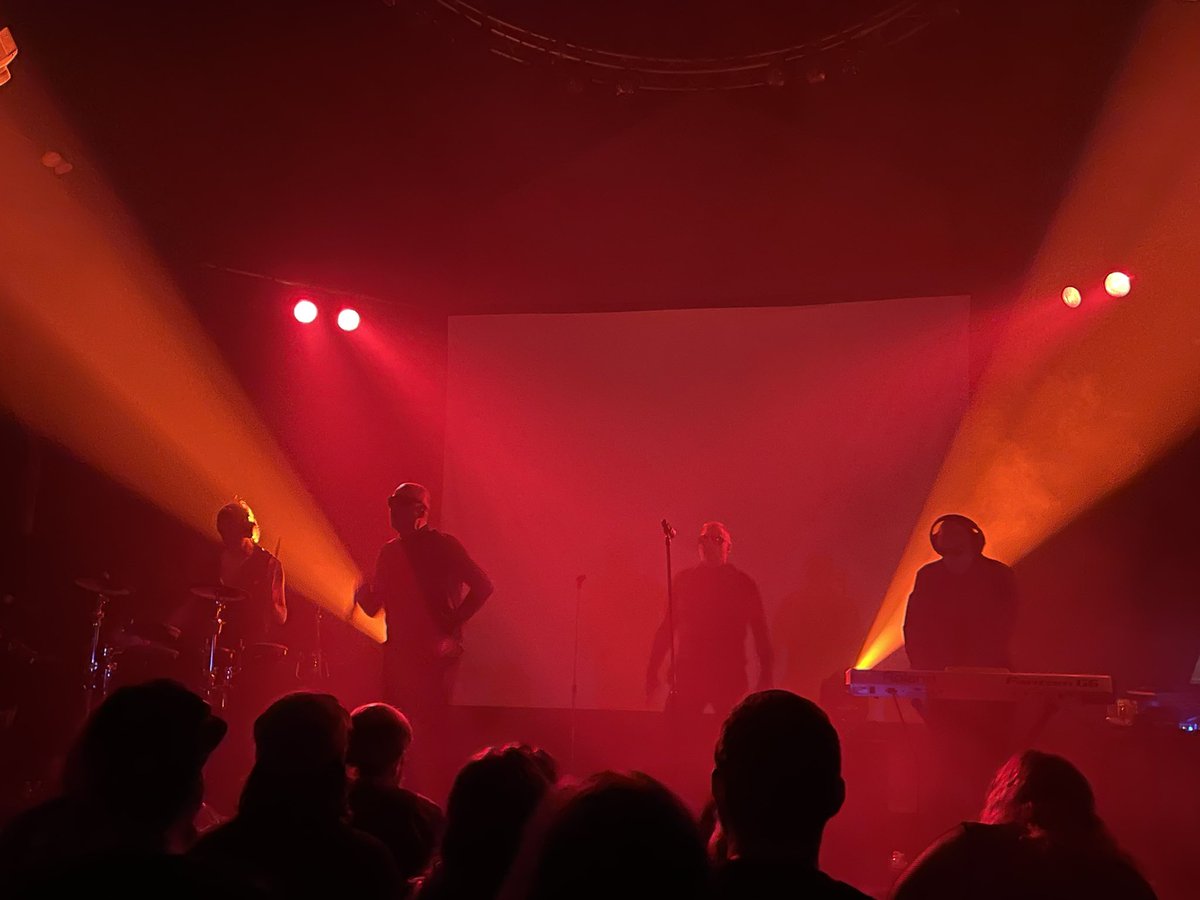 jasonhanleyrock's tweet photo. Saw the legendary Front 242 last night @MrSmallsTheatre #MoveTheBody #headhunter #ItFlys https://t.co/SggXi6Y5z3