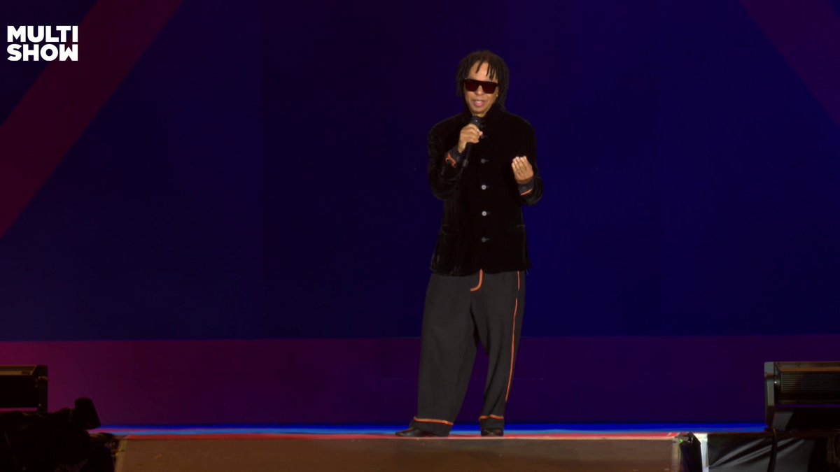 golittlecrazy's tweet image. #DjavanNoMultishow