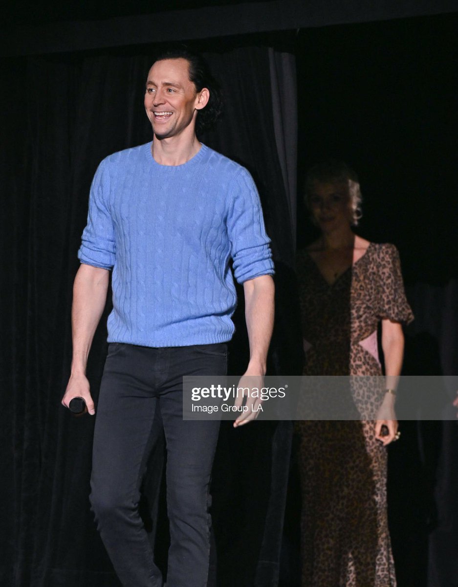 IM CRYING SO MUCH RN