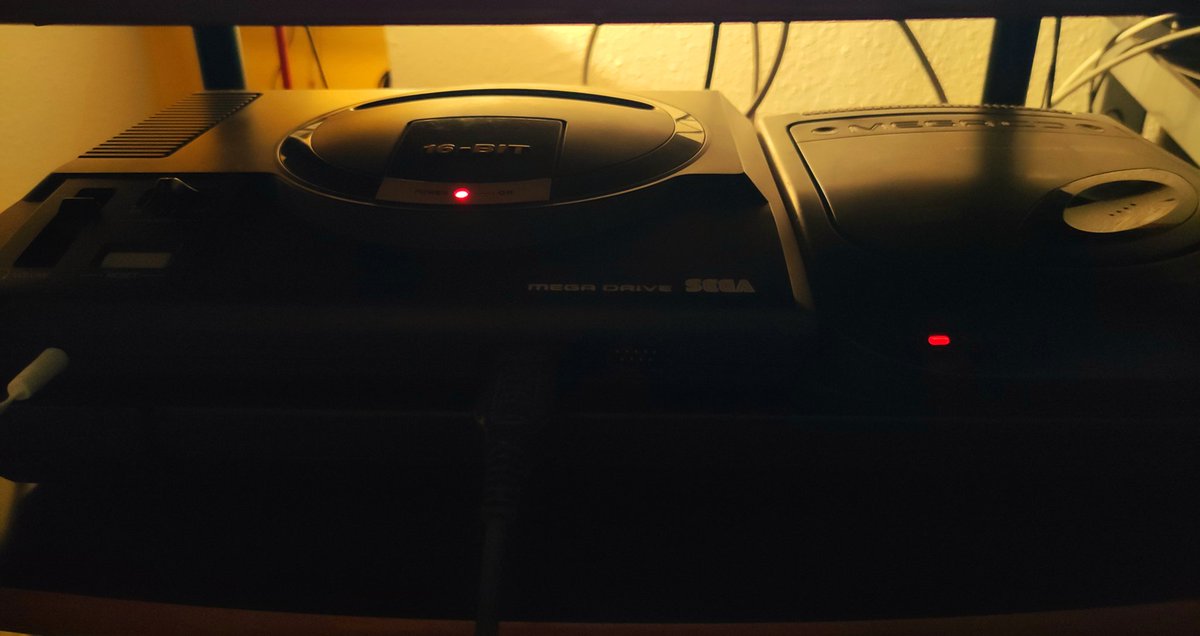 RetroBits8's tweet photo. Loading!! 💿📀🕹️
#RETROGAMING #megadrive #MegaCD2 https://t.co/ULeizFCQdf