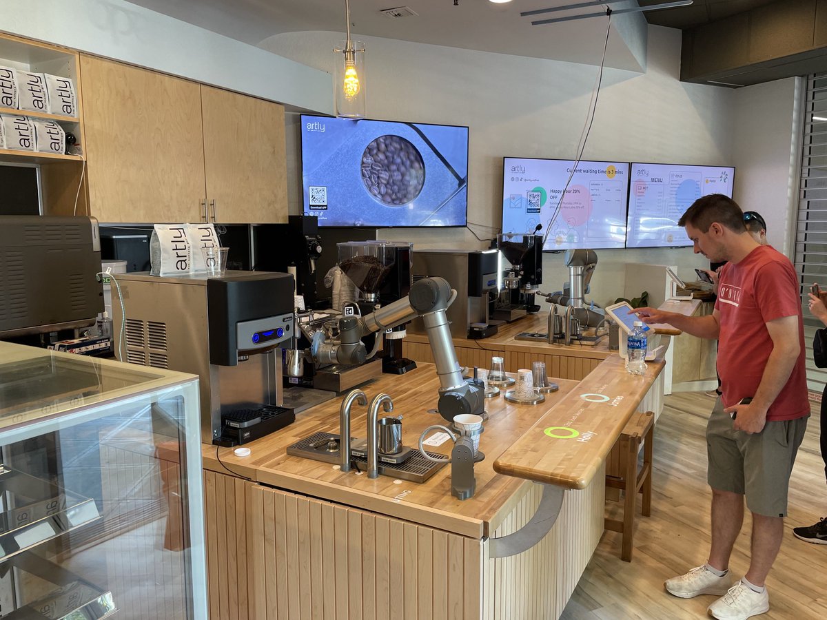 jamessseattle's tweet photo. Got my first robot-made mocha today. [Note the circle on the bar with my name under it, showing almost done. That’s where the bot put it.] It was pretty good, but next time I have to tell it to make it hotter.
 
*
[#botally] https://t.co/2ZyMAS7hcA
