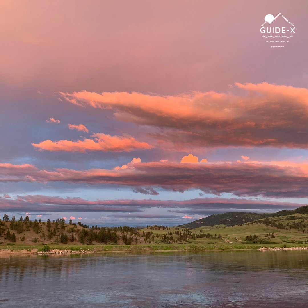 Quick reminder to slow down and enjoy the last bit of summer - hope it was a rad one for everybody!

#missouririver #Montana #flyfishing #guidex #natureisneat #scenery #sunset