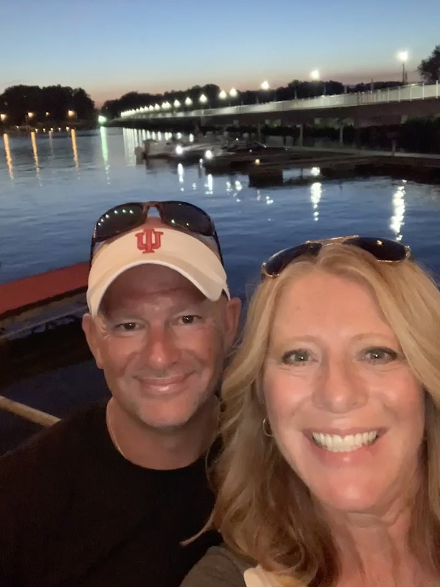 krbowen's tweet photo. My best friend for the past 24 years.  The day we met forever changed my life in the most unexpected and wonderful ways. #dateyourspouse #grateful #Thankful #blessed @rbowe1 https://t.co/C1JhwJtlHw
