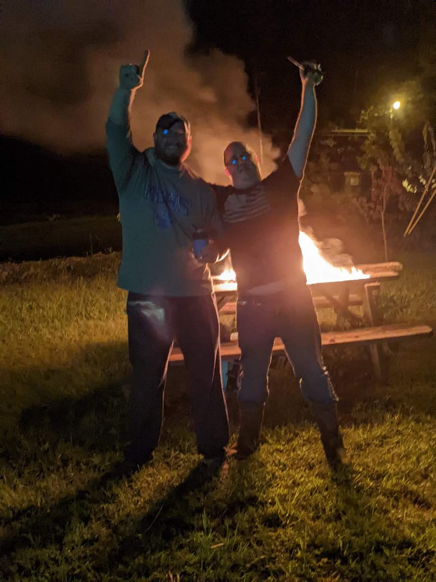 What's your favorite colors baby!? <a href="/KySportsRadio/">Matt Jones</a>