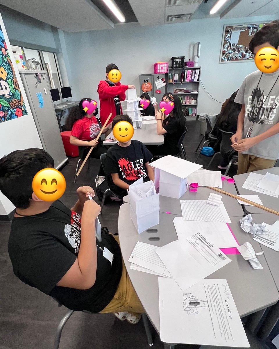 MsMacedoClass's tweet image. Learned about Engineers this week! Students spent Friday creating building structures under strict parameters. How many of my Eagle scholars will be @rltcfb @Metsa_lions bound?! 🦁💙 #WatchUsSoar #CFBproud