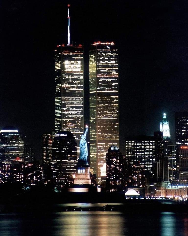 AmorGalaxies95's tweet photo. #911NeverForget  #911Anniversary #repostUp110 https://t.co/TSyQyfqORB