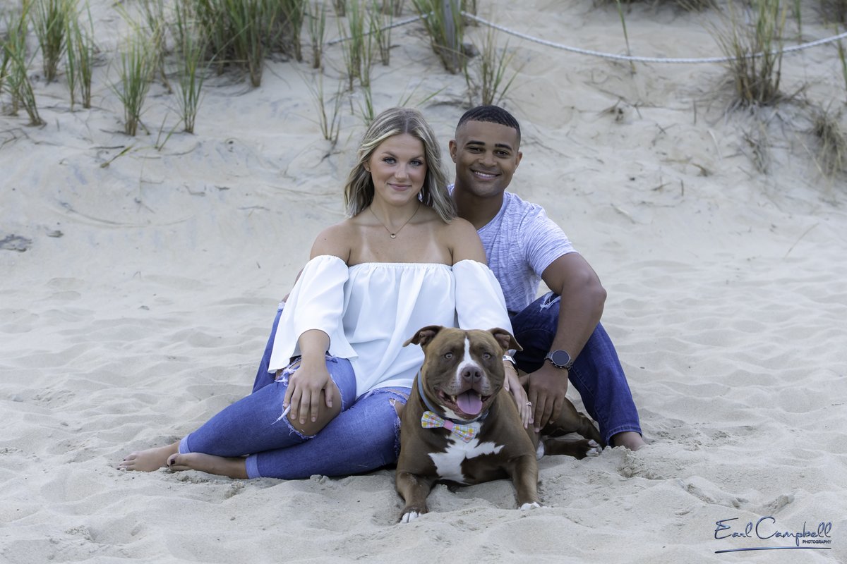 Spent time on the beach tonight in Ocean City with another wonderful couple. 💙🖤Sneak peek!