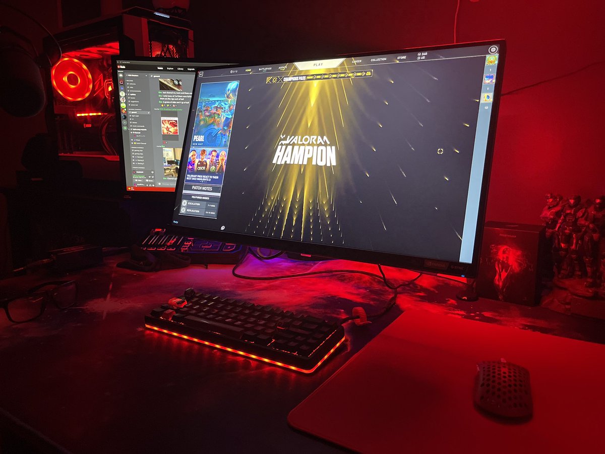 Firstshotdirect's tweet photo. Love closing out the Saturday night with a late night solo q session of Valorant 👀 https://t.co/Eet7MS8EkQ