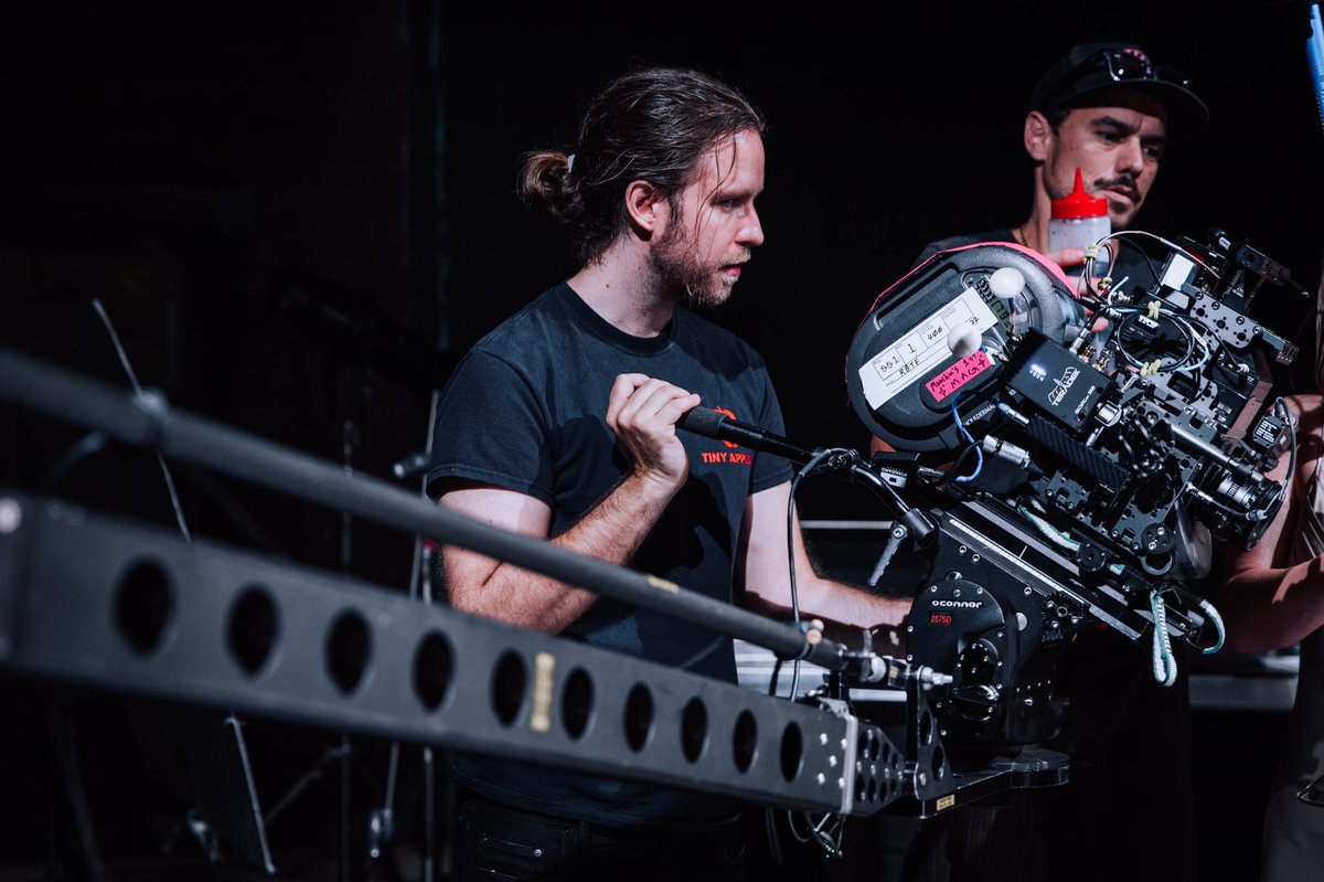 KeepersoftheInn's tweet photo. Our DP @AronMeinhardt capturing a scene from ‘I Live Here Now’ 🤩

BTS by @bychiaraalexa https://t.co/T6ybpoYe2l