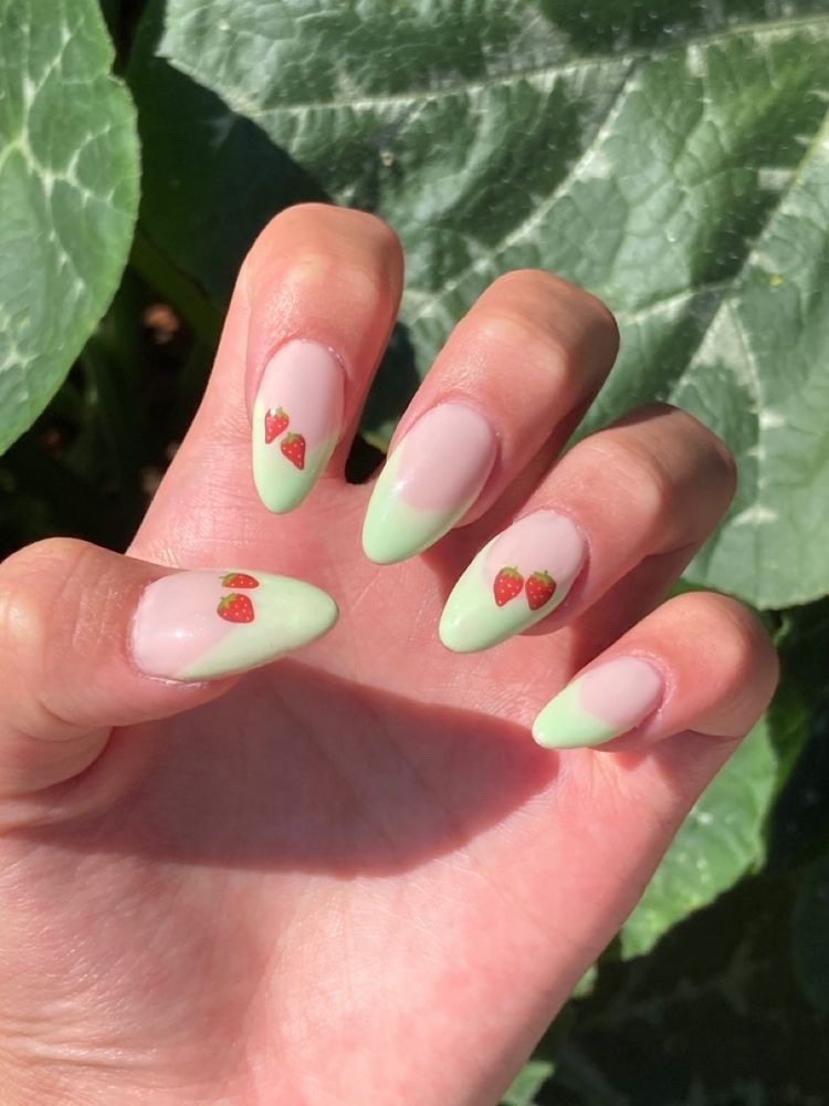 — Uñas con diseños muy sencillos ☆