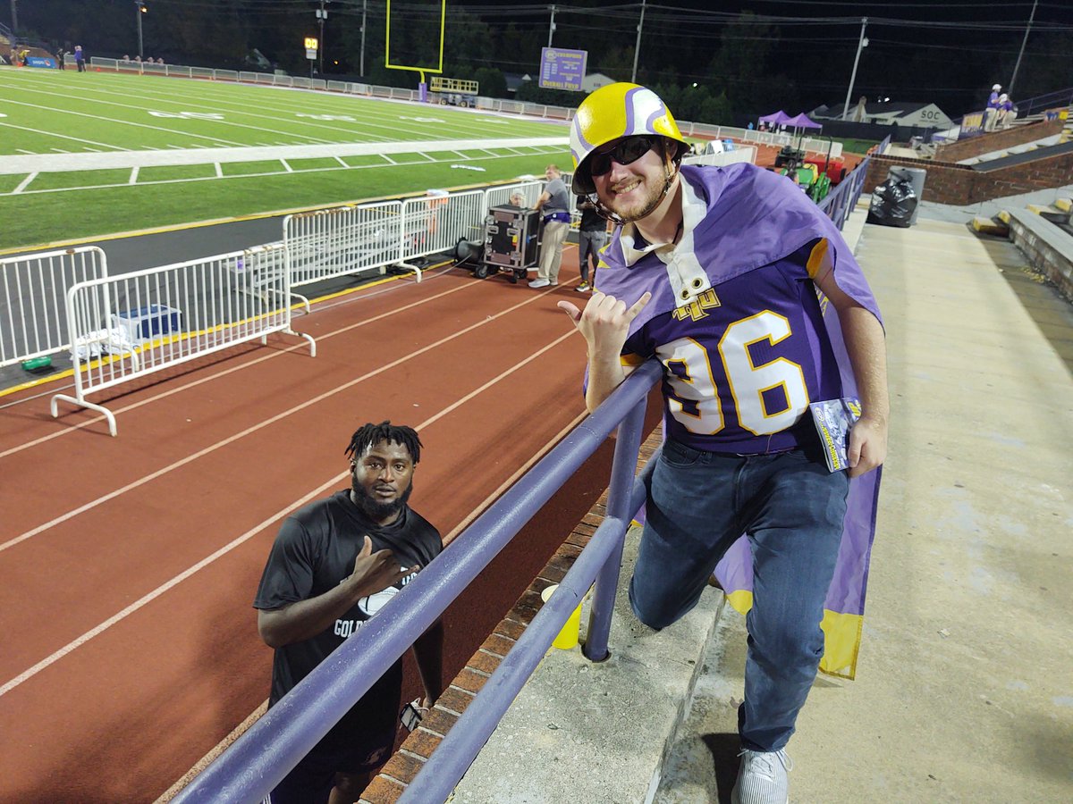 TechManTTU's tweet image. Met the absolute LEGEND @Chriscantrell96 after the epic comeback by @TNTechFootball!!! I guess I&apos;m wearing this every home game now 😎 #WingsUp #TnTech