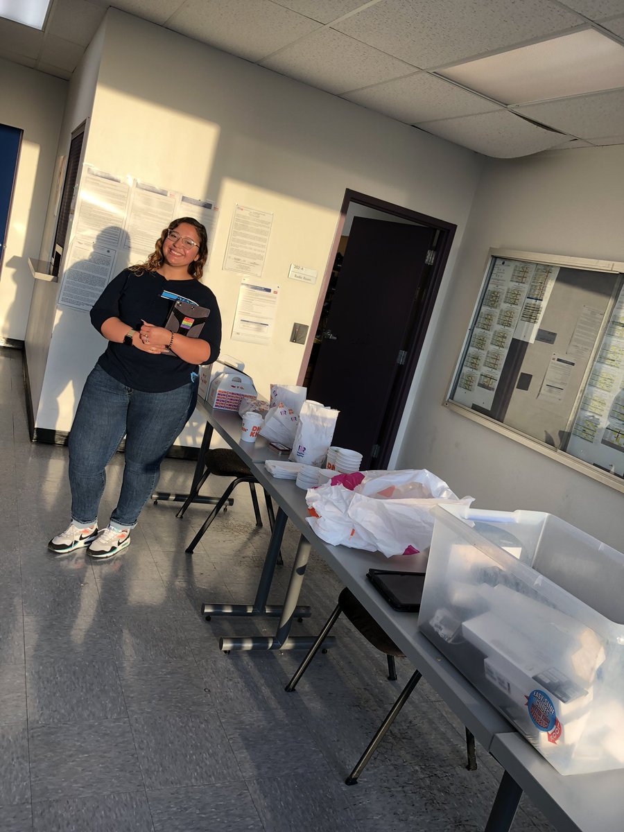 Yakira Cordon (@cordonyakira) on Twitter photo Rise and shine!! We joined our District 4 Metropolitan Police Department for the 5AM roll call. It was a pleasure to be able to share AT&T FirstNet network with our local First Responders. <a href="/MrKay416/">Kaleb Alem</a> <a href="/404girl/">Betsy Francis</a> <a href="/jillmill321/">Jillian Miller</a> <a href="/FirstNet/">FirstNet, Built with AT&T</a> <a href="/Cesar_APrto/">Cesar Prieto</a> <a href="/ama_gar7/">AG</a> <a href="/mercykiros/">mk442t</a> <a href="/dcdmv/">DC DMV</a> Rise and shine!! We joined our District 4 Metropolitan Police Department for the 5AM roll call. It was a pleasure to be able to share AT&T FirstNet network with our local First Responders. <a href="/MrKay416/">Kaleb Alem</a> <a href="/404girl/">Betsy Francis</a> <a href="/jillmill321/">Jillian Miller</a> <a href="/FirstNet/">FirstNet, Built with AT&T</a> <a href="/Cesar_APrto/">Cesar Prieto</a> <a href="/ama_gar7/">AG</a> <a href="/mercykiros/">mk442t</a> <a href="/dcdmv/">DC DMV</a>