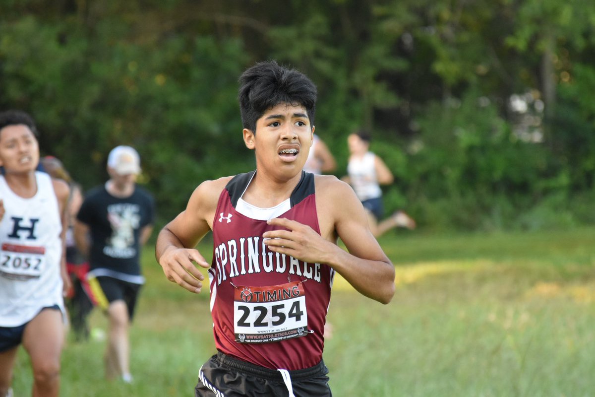 RedDogXCTF's tweet photo. Race pics from the meet today Elkins!! Boys finished 6th overall!! https://t.co/zLjEollJED