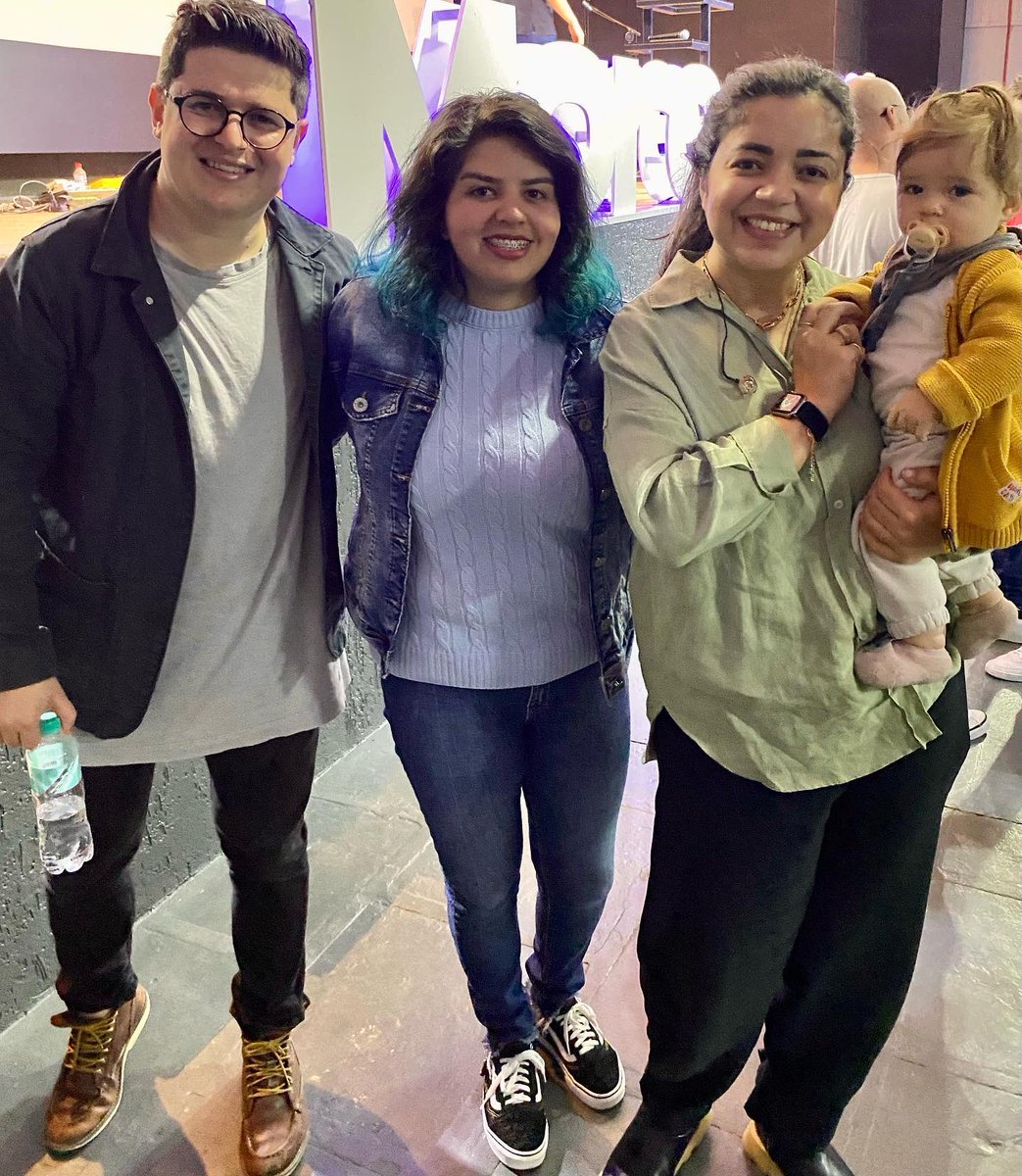 lee_guzzi's tweet photo. Das oportunidades que papai do céu proporciona. Ansiosa pra estar em janeiro na escola FHOP ♥️
#fhop #fhopmusic https://t.co/qRmqc7yNwI
