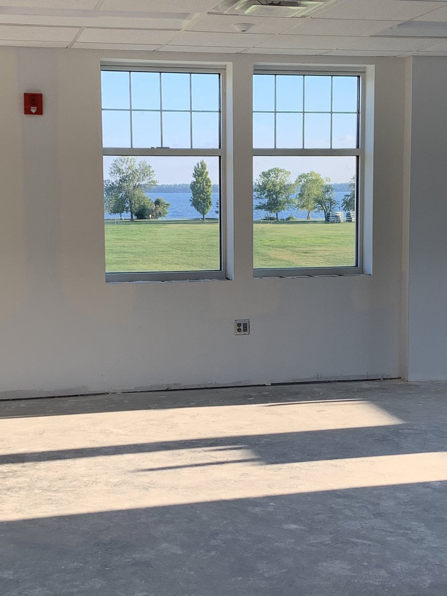 VGray699's tweet photo. I mentioned on our broadcast how cool the new press box at Culver is.  Will be state of the art, once complete.  
Some images: https://t.co/lLogByMATF
