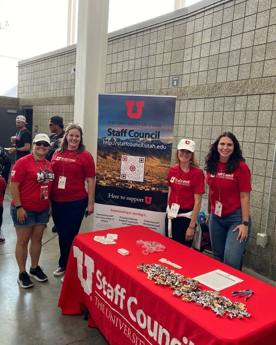 UUStaffCouncil's tweet photo. Did you see today's 🏈 game? We were there! Your very own Staff Council made a special appearance at today's game vs. SUU. 

We thank our outstanding staff for their contributions and commitment to the University of Utah! 

#uofu #uofufootball #uofuhr #football #pac12fb https://t.co/8kM78mijyI