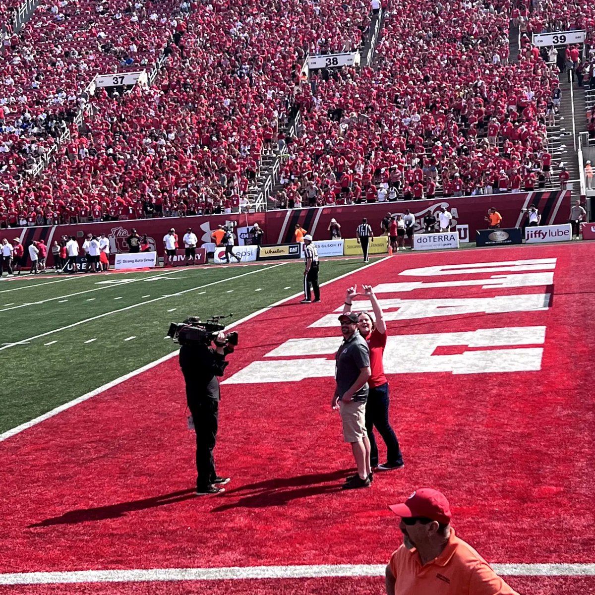 UUStaffCouncil's tweet photo. Did you see today's 🏈 game? We were there! Your very own Staff Council made a special appearance at today's game vs. SUU. 

We thank our outstanding staff for their contributions and commitment to the University of Utah! 

#uofu #uofufootball #uofuhr #football #pac12fb https://t.co/8kM78mijyI