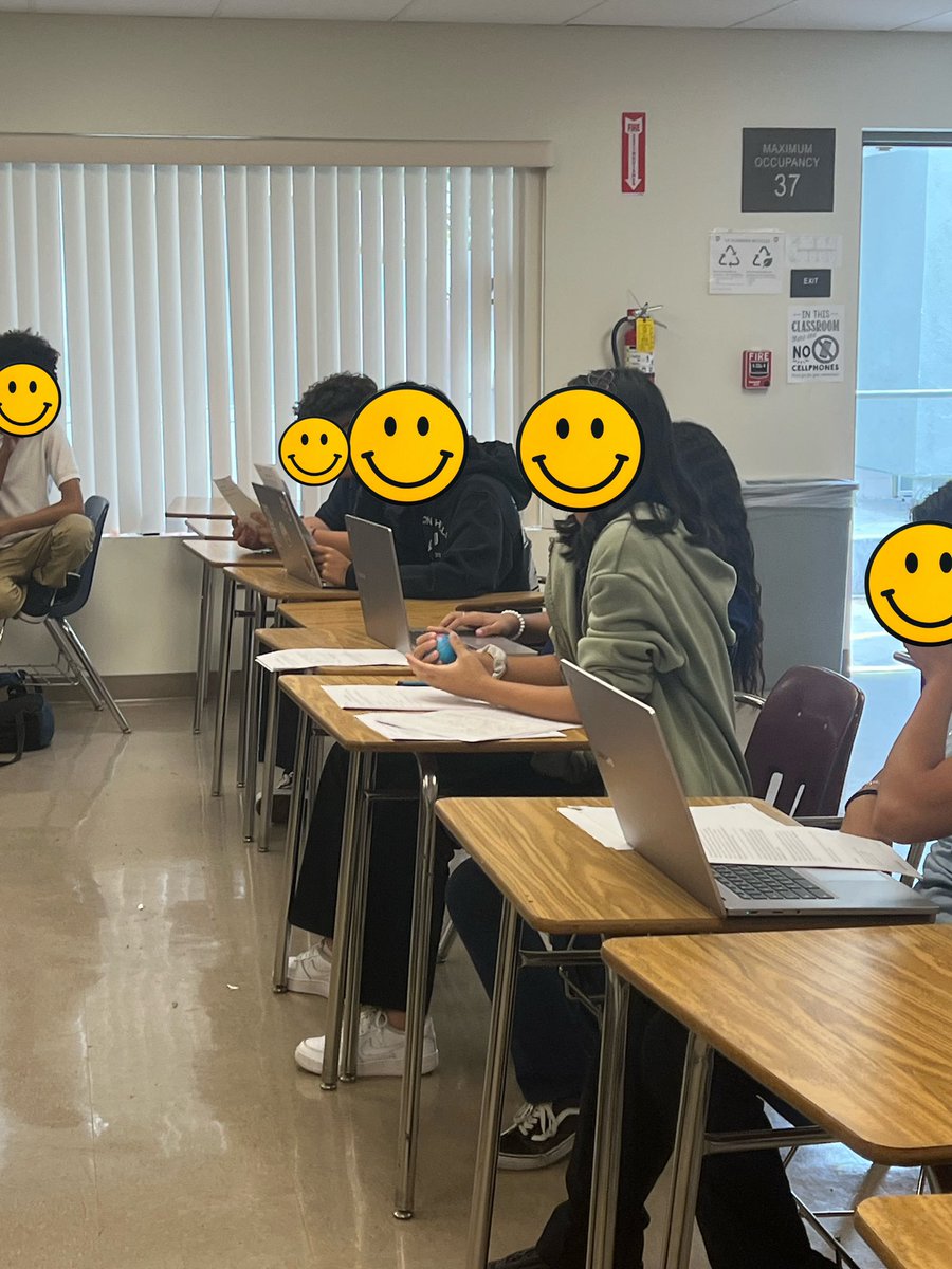 DanayanTalar's tweet photo. On Friday, my 10th Grade History Class learned about the birthplace of democracy, Athens. After learning basic facts &amp; looking at numbers, the class was divided into two groups. They then debated for or against the topic, Athens WAS or WAS NOT a democracy. https://t.co/9RuhLVGl3Y