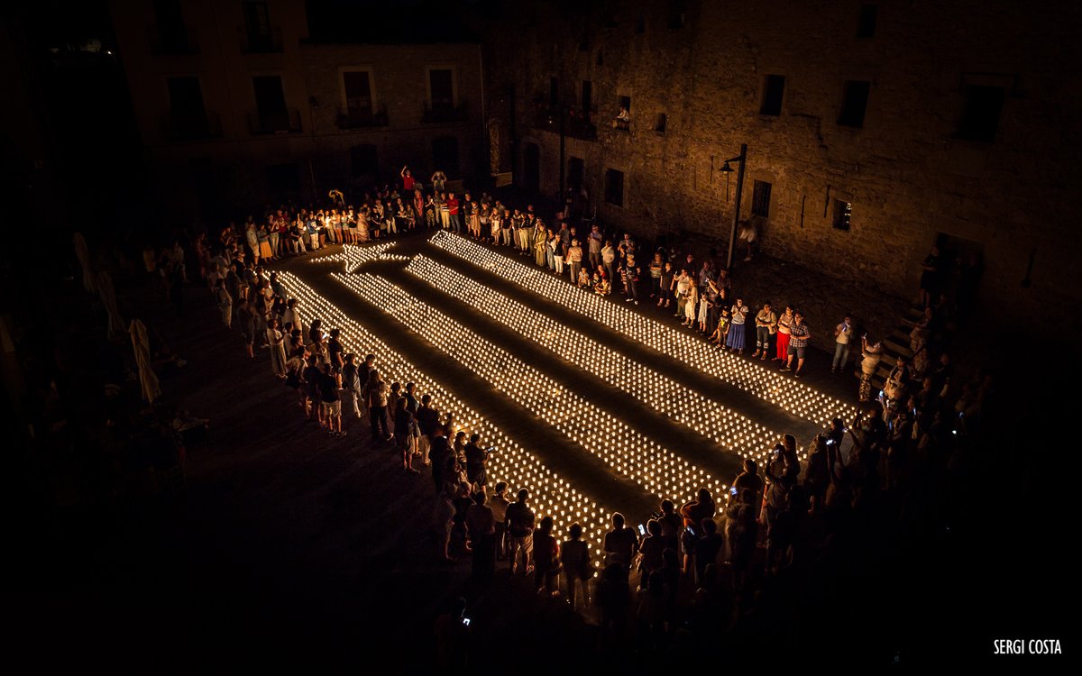 Companys, si enyoreu les primaveres lliures, amb valtros vull anar, que per poder-les viure jo me n'he fet soldat. Lluís Llach #EsteladaEspelmes #EsteladaVerges #Verges #PaísPetit #Empordanet #BaixEmpordà #11S #Diada #DiadadeCatalunya