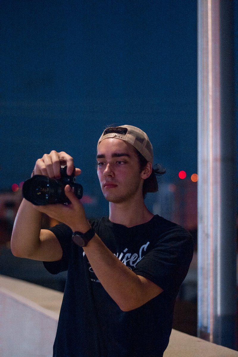 The blues 😍😍😍

#photographer #NightPhotography