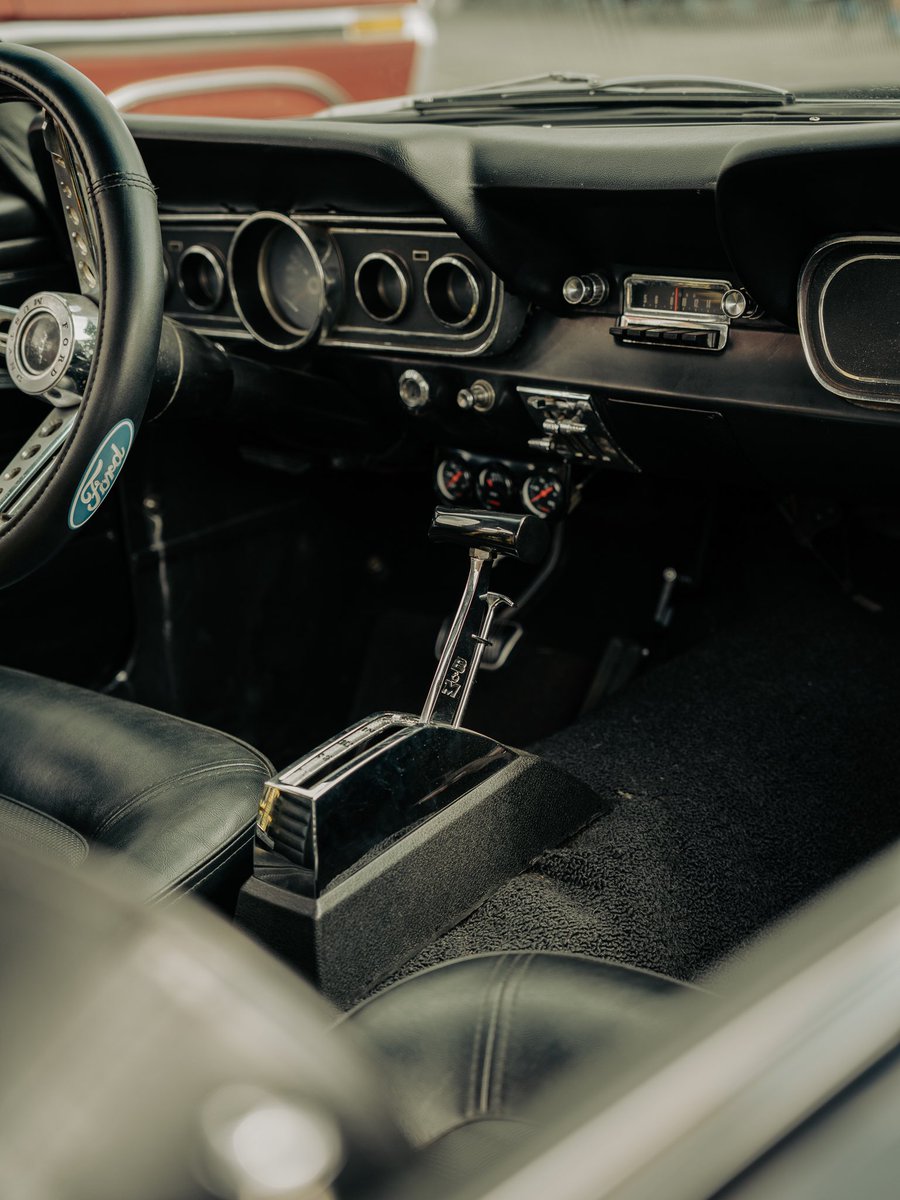 GloverColeman's tweet photo. The stang? 

Yes. 

No I have nothing else. 

Stop here. https://t.co/TImEQBpRSc