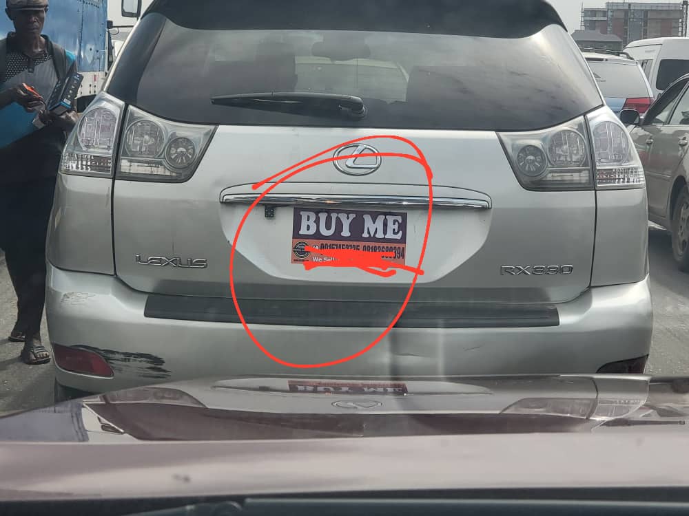 Good day house. I am sure we know this pix below is wrong.  Very wrong. This is an offence, and we should be guided. If you are a dealer, you should have your dealers reg number plate to be fixed on ur vehicle for sale, not a sticker like this. Its not proper.