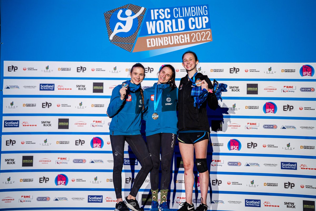 Samuel Watson 🇺🇸 and <a href="/ola_kalucka/">Ola Kałucka</a> 🇵🇱 both joined the World Cup gold medallists club, climbing atop the podium at the end of a thrilling pair of Speed finals, in Edinburgh.

🔗 bit.ly/3qvY8BY

<a href="/Team_BMC/">British Mountaineering Council</a> <a href="/gb_climbing/">GB Climbing</a> | #IFSC #SportClimbing #EdinburghWC