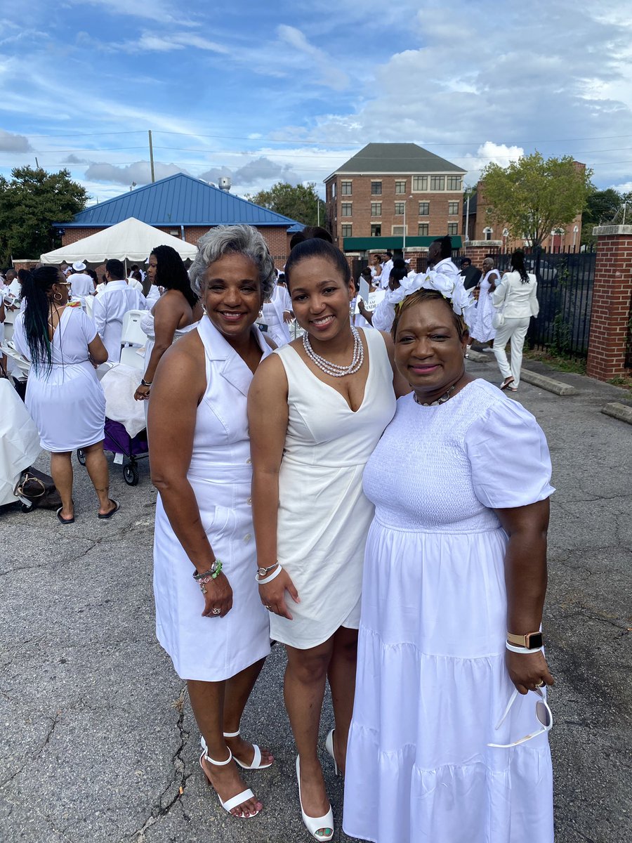 Theresa Counts-Davis tweet media