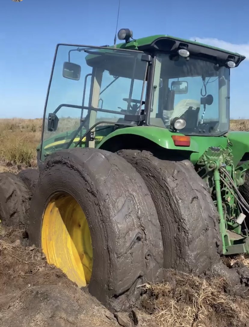 Building water channels 🌾#agriculture #SouthAmerica #JohnDeere