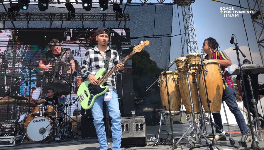 UNAM_MX's tweet photo. Al ritmo de arpa, acordeón y mucho más, #Transfrontera de @MusicaUNAM celebra los 70 años de #CU y 15 años de ser Patrimonio Mundial por la @UNESCO, en un evento especial en colaboración con la Secretaría de @CulturaCiudadMx.👇
#PositivamenteUNAM https://t.co/iLQa0CzY02