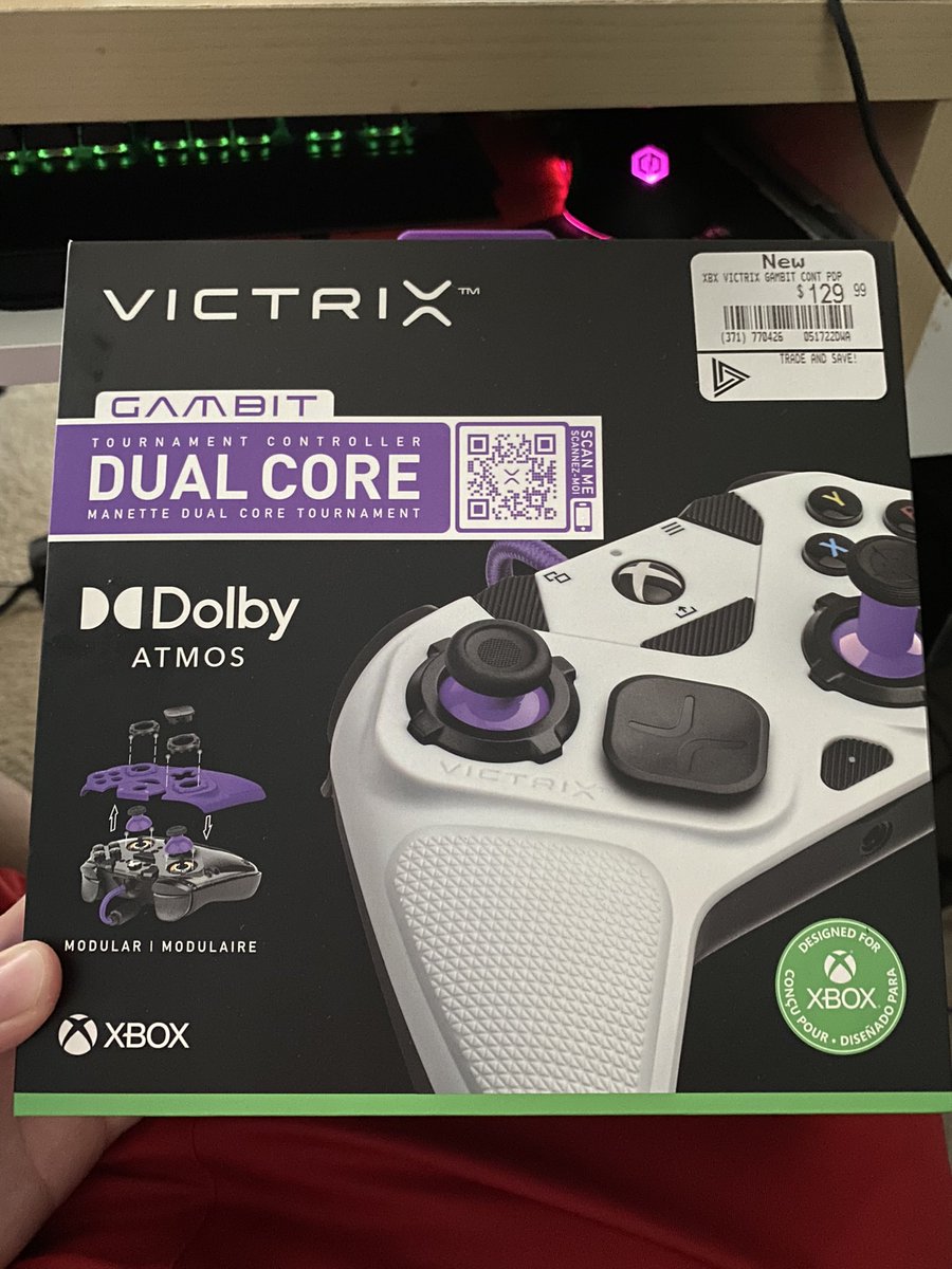 Couldn’t stream yesterday cuz of stick drift but I got this now so I’m going live rn 😁