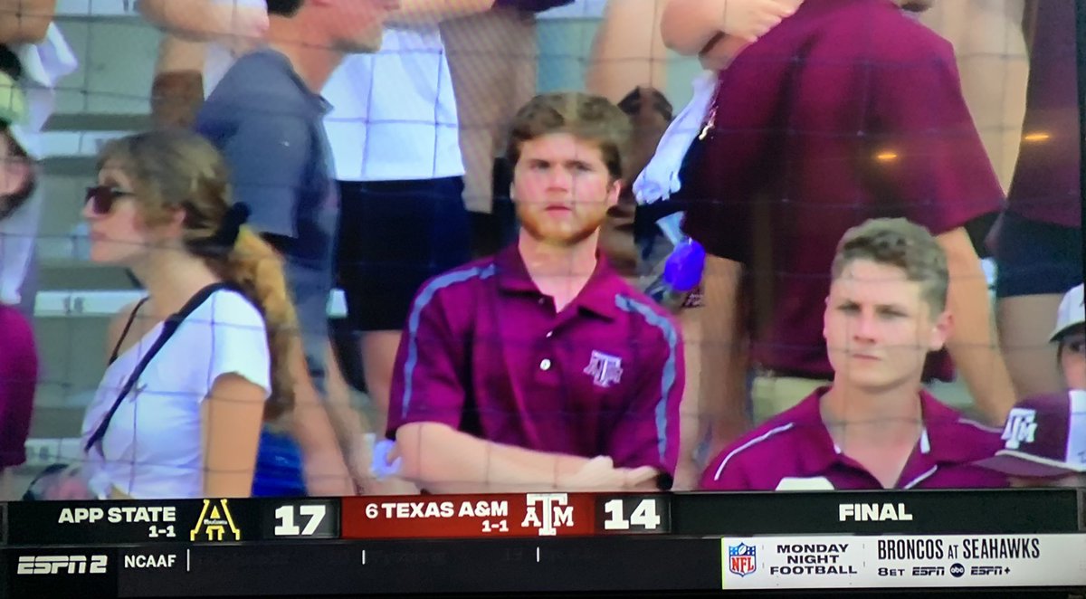 AnwarRichardson's tweet photo. Texas A&amp;M fans were clowning Longhorns fans for being proud of their team’s effort against Alabama … https://t.co/4MDDypymgv