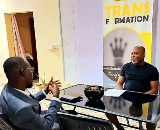 kanikatoma's tweet photo. Profitant d’une petite tournée sous-régionale, pour assurer un #SAV de qualité à nos clients et partenaires, j’ai eu le plaisir de rencontrer au siège de la #FAFEDE à Abidjan, le doyen Samuel MATHEY Phd, qui, au-delà d’être un entrepreneur en série, est un grand frère, un ainé. https://t.co/CZQ0kaDMGM