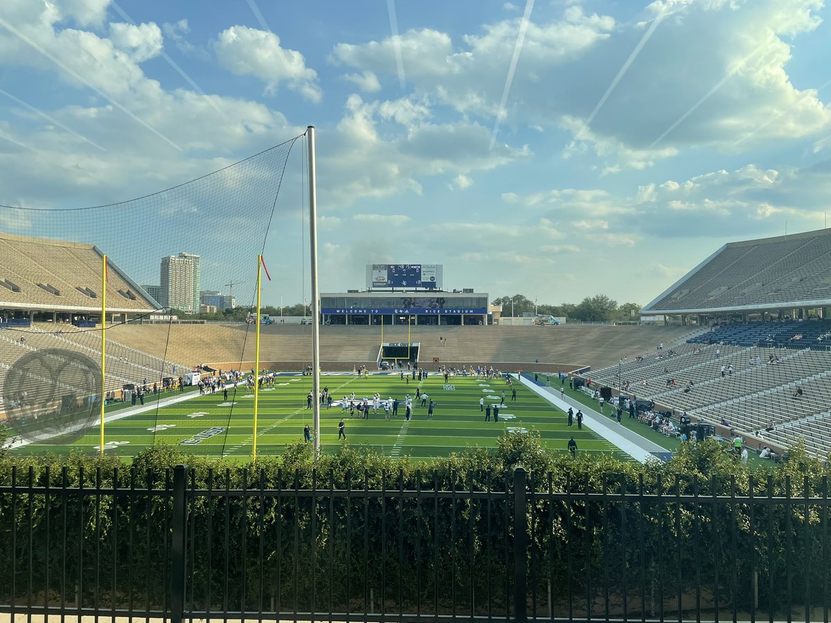 CHighFB's tweet photo. Appreciate @RiceFootball for the hospitality this evening. Settling in for a great game!
In season & off season, we’re going to expose our🏈players to the next level!
#NextLevelRangers #RecruitTheRangers #LetsRide #RangerPride #HWPO #ChasingElite https://t.co/FMfJd3NDkl
