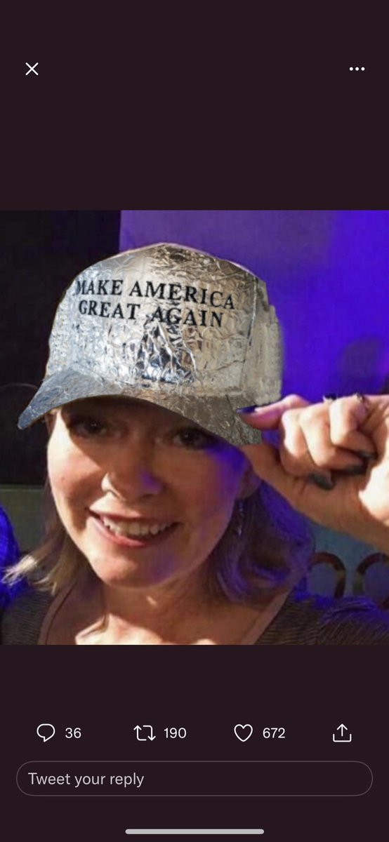MzKAT64's tweet photo. @michaelcoren #ConservativeHypocriteBergen giving her phony good bye. GOOOOOD RIDDANCE #CandiceBergen #ConservativeVote https://t.co/arQMxlRyqF