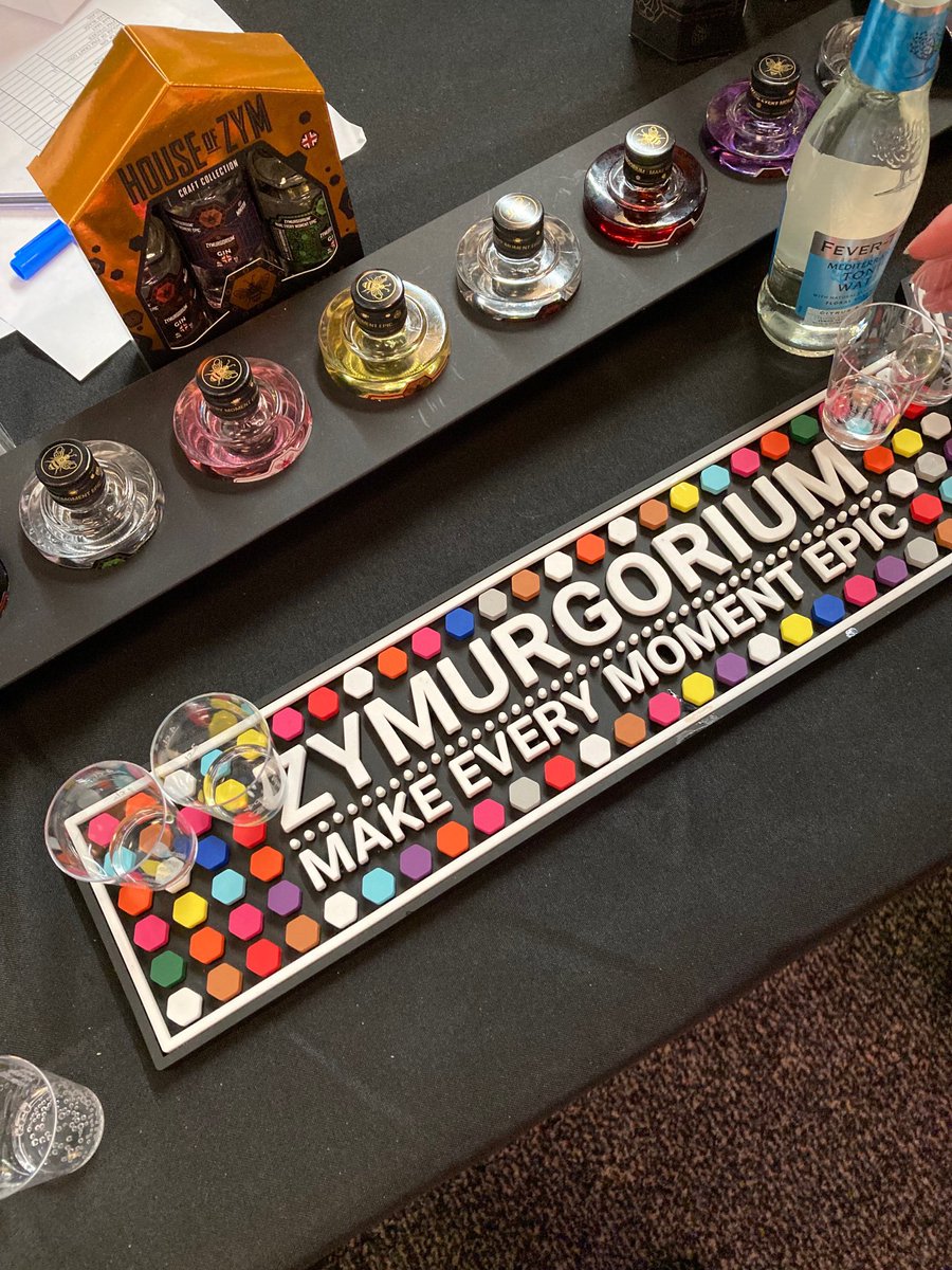 Fun to meet <a href="/FairhamGin/">Fairham Gin</a> <a href="/CuckooGin/">Cuckoo Gin</a> @tarsierspirit <a href="/DefianceSpirits/">Defiance Spirits</a> <a href="/RascalGin/">Rascal Gin</a> <a href="/Zymurgorium/">Zymurgorium</a> &amp; Faith&amp;Sons on my home turf in Edinburgh at #gintomytonic <a href="/eicc/">EICC</a> #gin #northwestgins