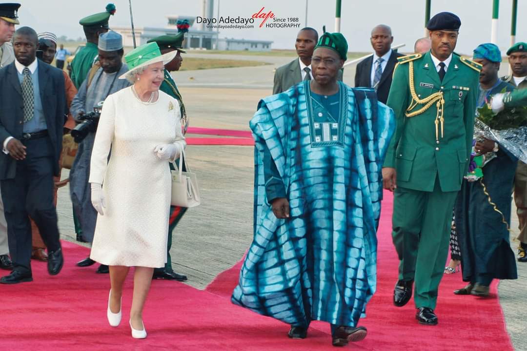 The Queen's arrival for the 18th Commonwealth Heads of Government Meeting, Nigeria, on 5 December 2003, with President Olusegun Obasanjo at the Nnamdi Azikiwe International Airport, Abuja, Nigeria.